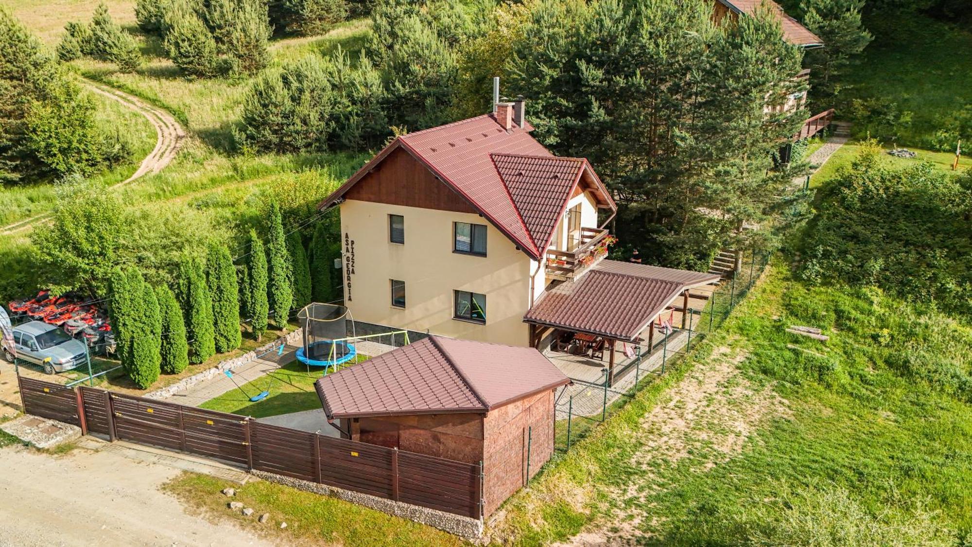 Willa Casa Georgea Săcele Zewnętrze zdjęcie