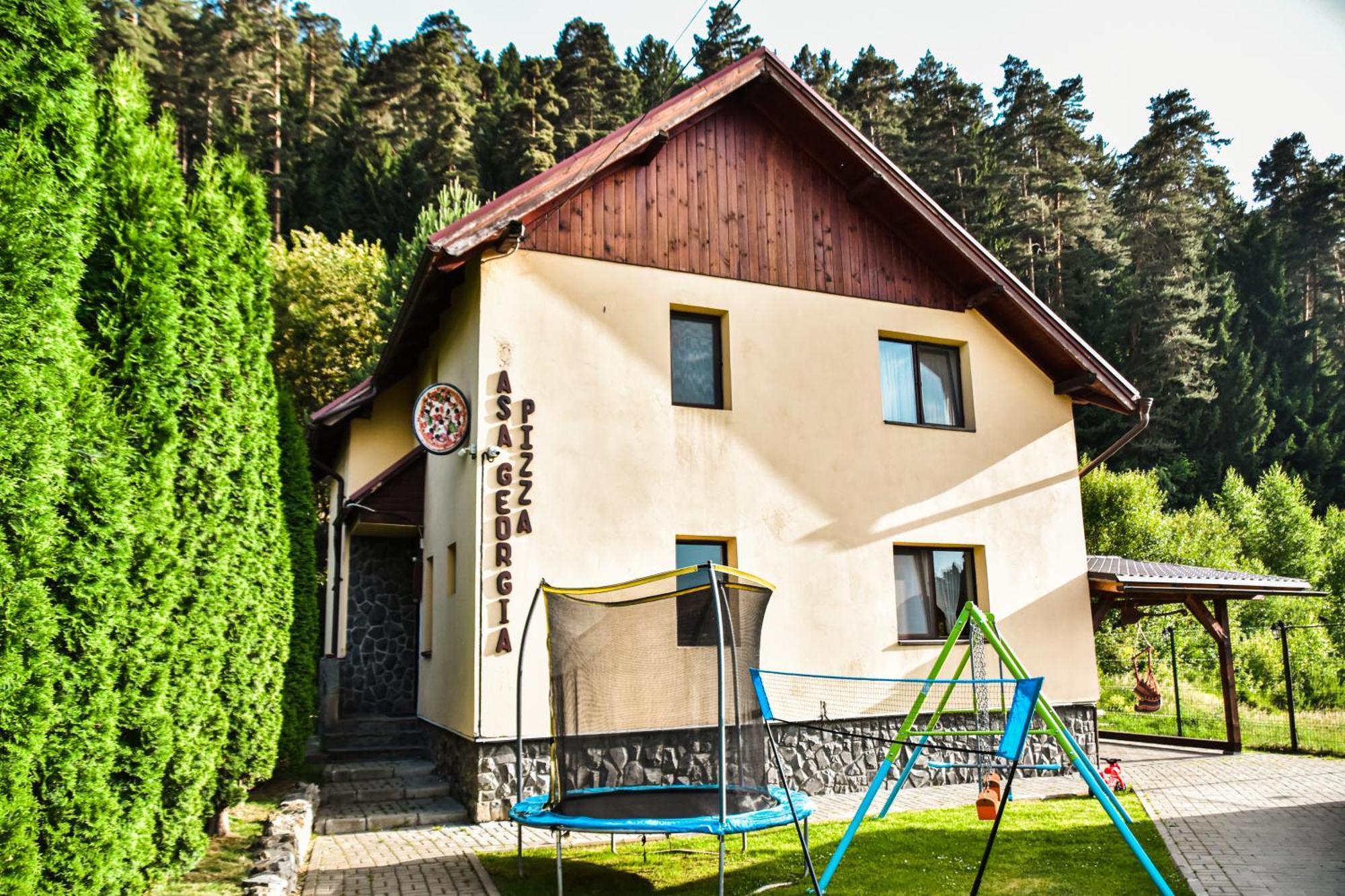 Willa Casa Georgea Săcele Zewnętrze zdjęcie