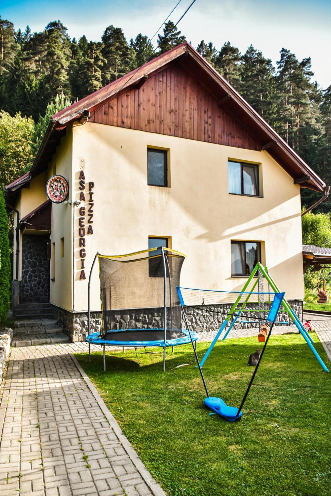 Willa Casa Georgea Săcele Zewnętrze zdjęcie