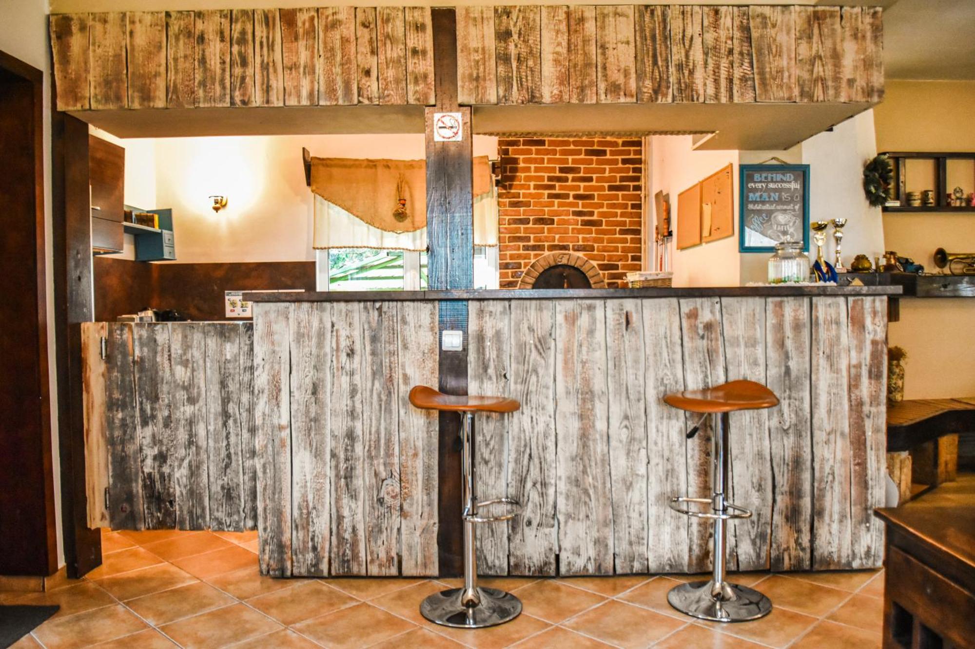 Willa Casa Georgea Săcele Zewnętrze zdjęcie